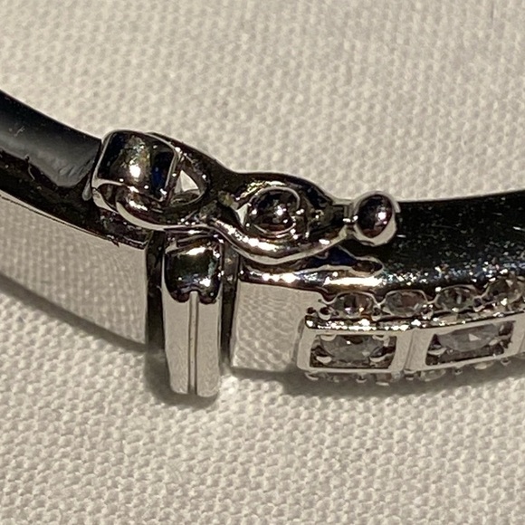 Judith Jack Gala Crystal Bangle Bracelet, NWT - Picture 3 of 12